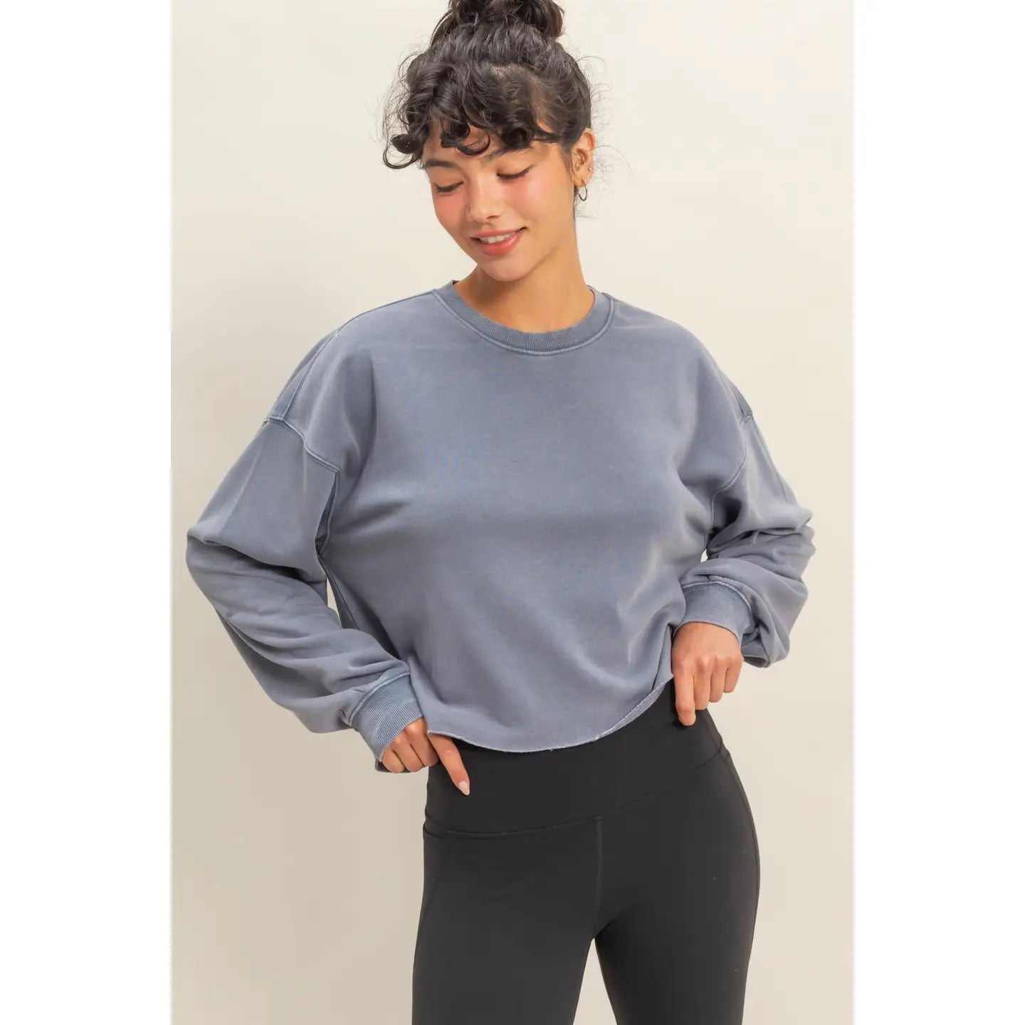 Cropped Crewneck Sweatshirt with Oversized Sleeves