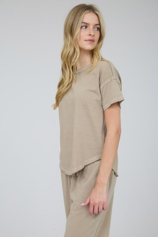 Exposed Seam Raw Edge Short Sleeve Knit Top